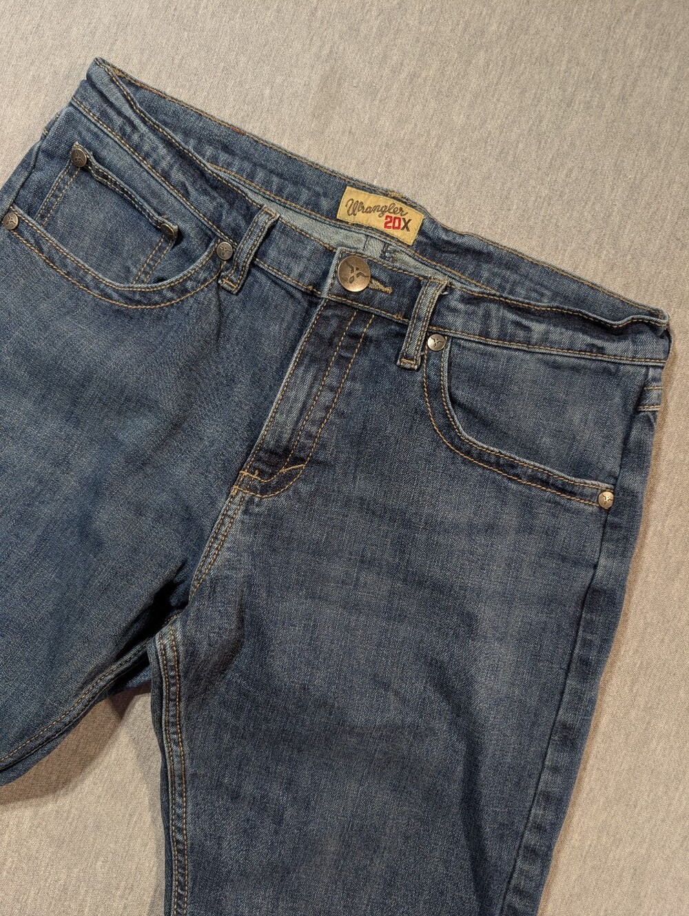 Wrangler 20X No. 44 Slim Fit Straight Jeans Men's 32 X 32 Medium Wash Blue